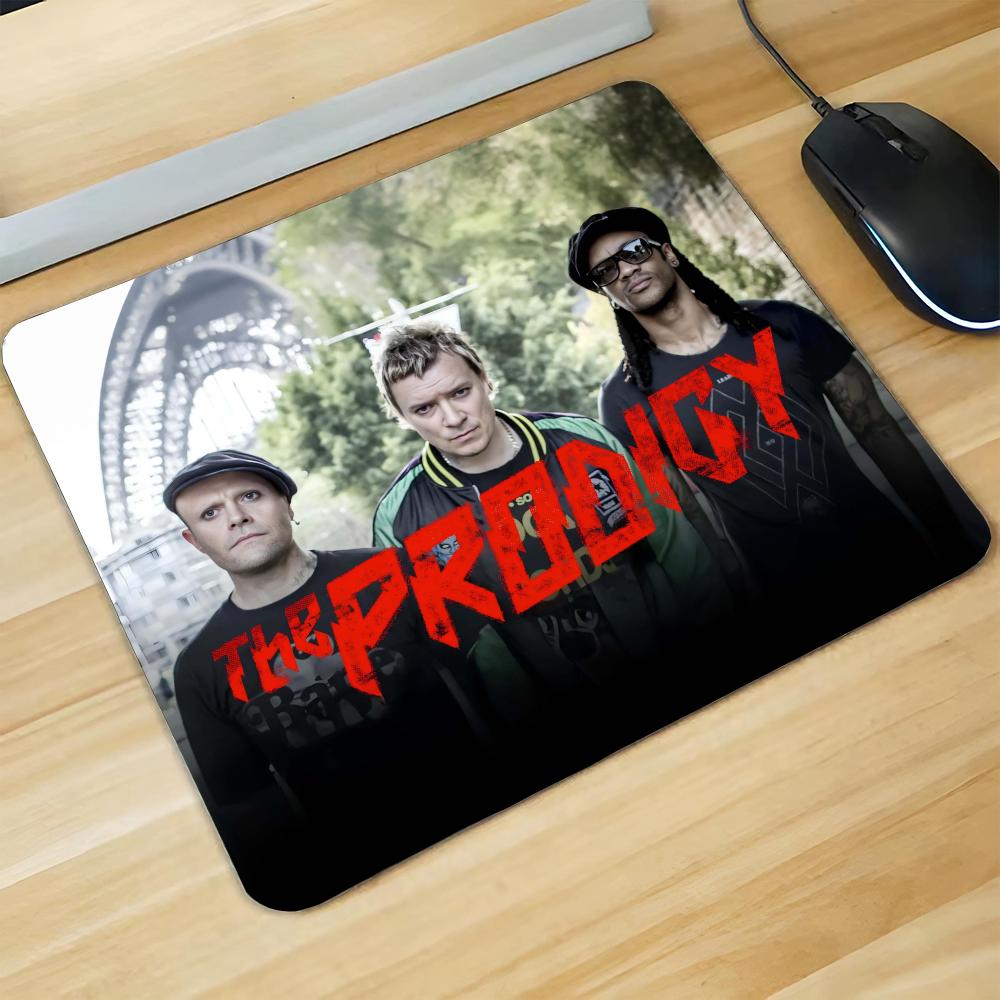 The Prodigy Artist Logo Tappet - Gaming Accessories Logo recensione e prezzo