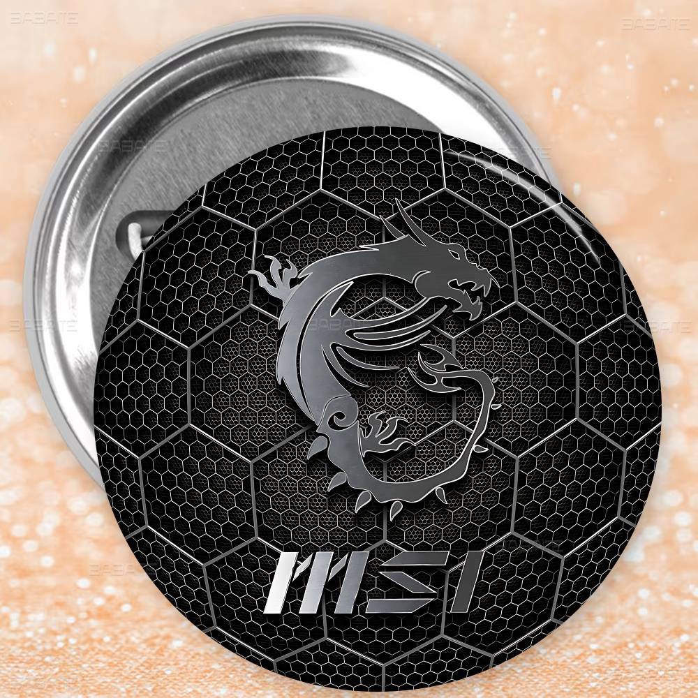 Spilla divertente con logo M-M - Gaming Accessories Logo recensione e prezzo